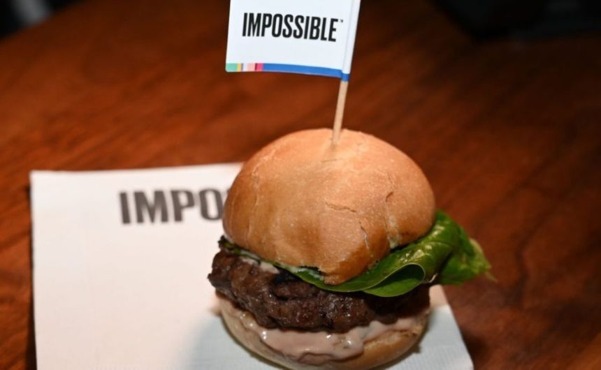 Marketlerde Impossible Burger'ın Yapay Eti Satılacak